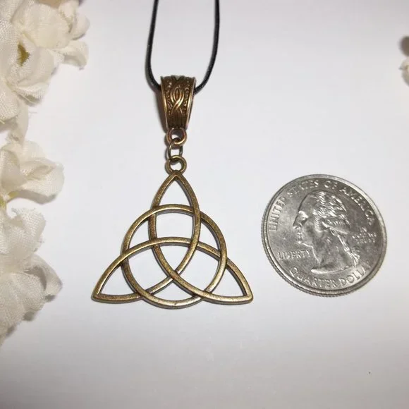 Boho Bronze Triquetra Necklace Celtic Knot Statement Style Big Large Bold A961 - Picture 2 of 11
